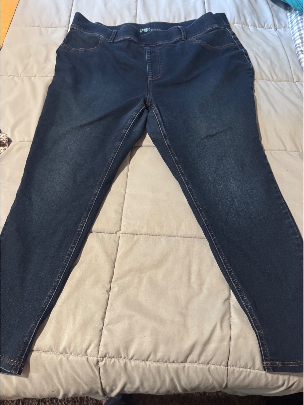 Terra & Sky Women’s 2X 20W-22W Dark Wash Skinny Jeans Stretch Denim Plus Size